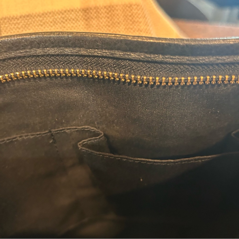 Coach Black Leather Kitt Pebbled Messenger Crossbody or Shoulder - Picture 6 of 6